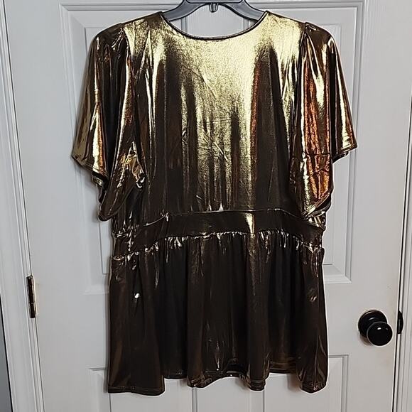 Torrid Liquid Shine Surplice Split Sleeve Peplum Top, NWT, 2X - Picture 7 of 7